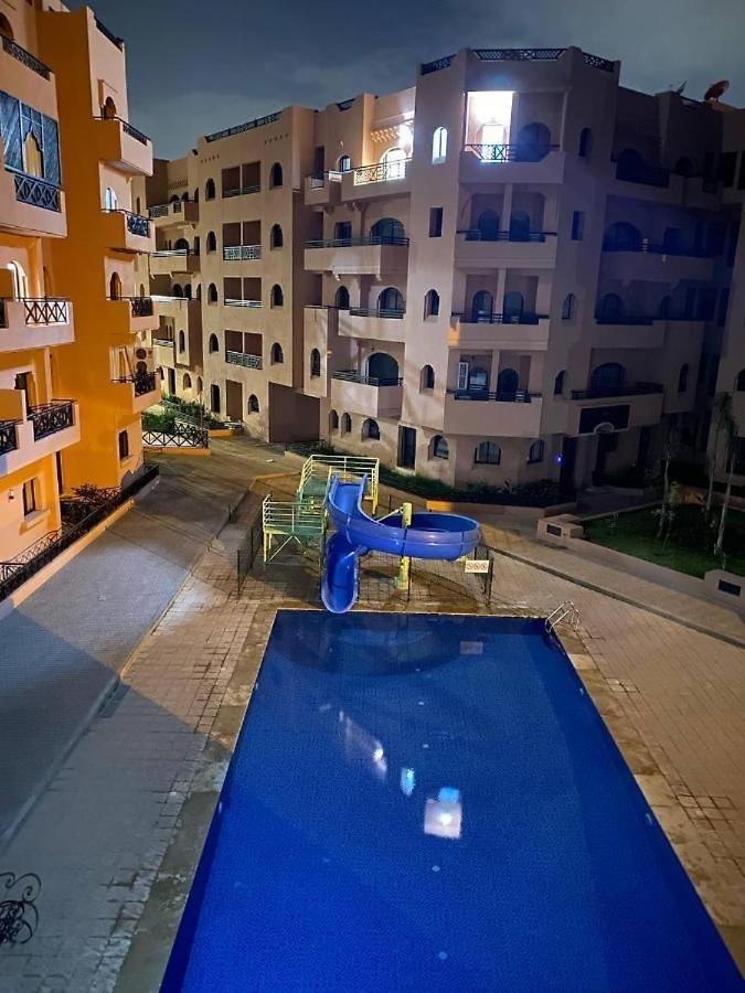 Premium Village 64 Apartamento *